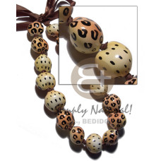 Kukui seeds in animal print Kukui seeds in animal print