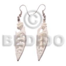 Dangling white vertagus shell