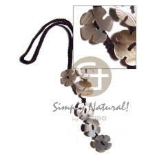 6pcs. 20mm blacklip flowers 6pcs. 20mm blacklip flowers