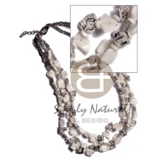 3 rows floating white rose