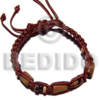 Tube wood beads in macrame